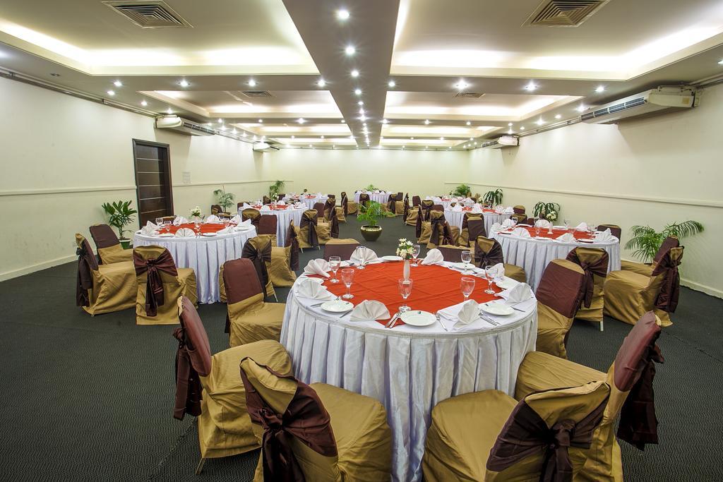 Hotel Agrabad Limited Chittagong Exteriör bild