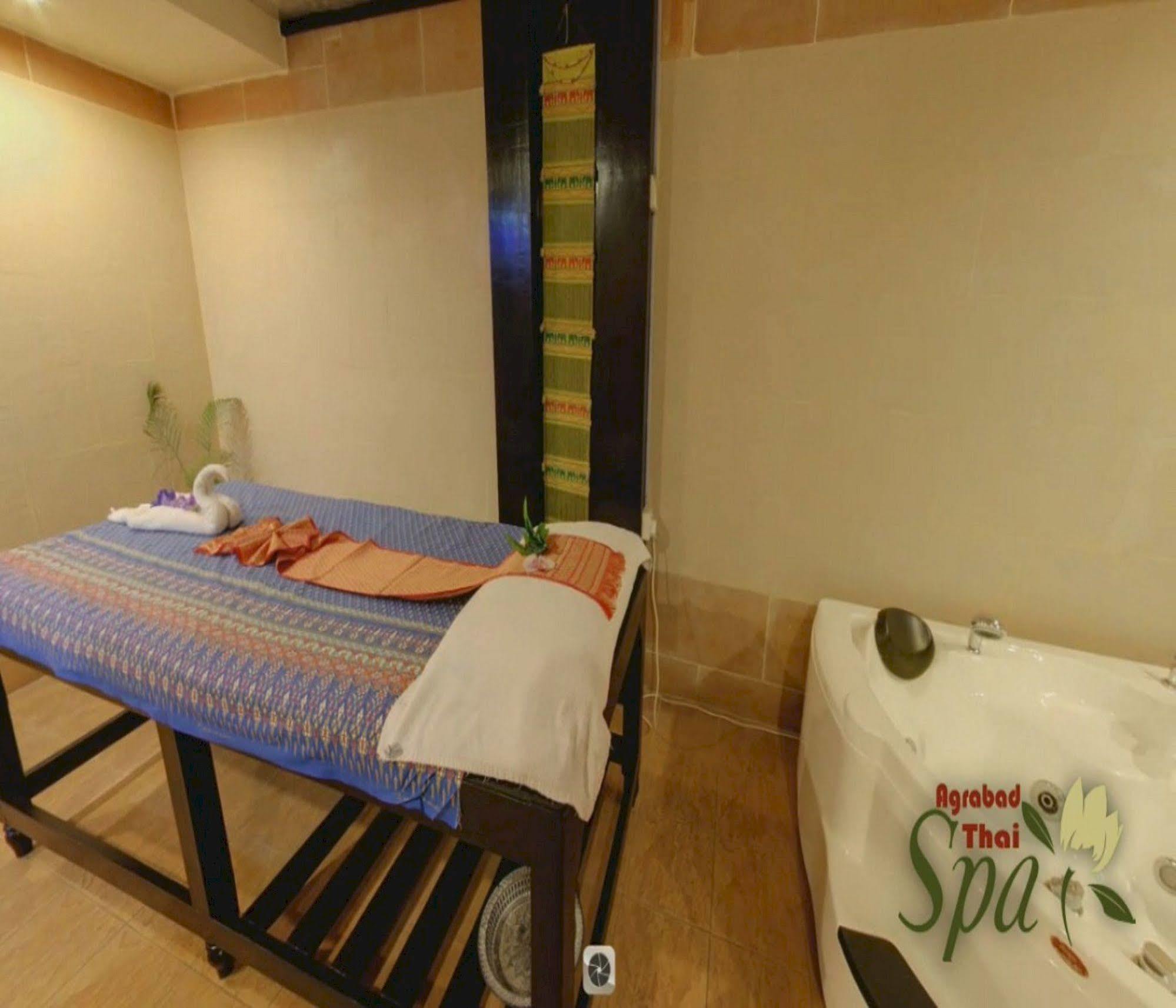 Hotel Agrabad Limited Chittagong Exteriör bild